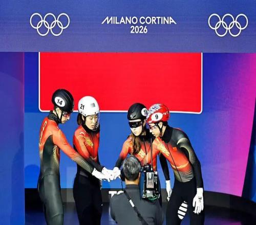 混合集体接力卫冕失利我国短道速滑队虽惋惜但未失决心